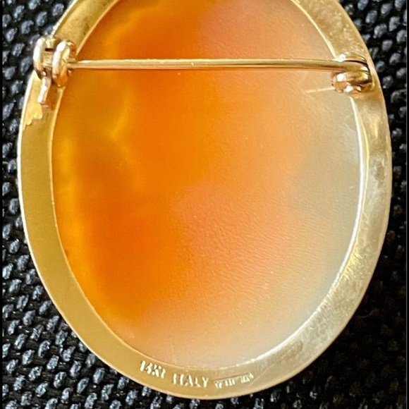 Pre-owned vintage 14KT Yellow gold Cameo Hallmarked STAR 331 NA Pin Pendant. - Picture 4 of 7